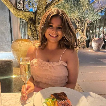 Alisha, account executive